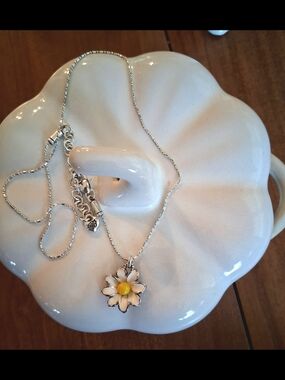 Brighton Sunny Days Retired Daisy Pendant Necklace